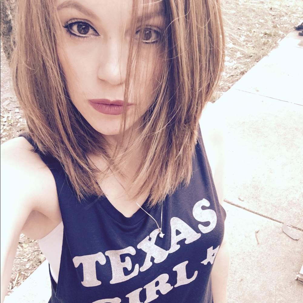 Meet your Posher, Amberly